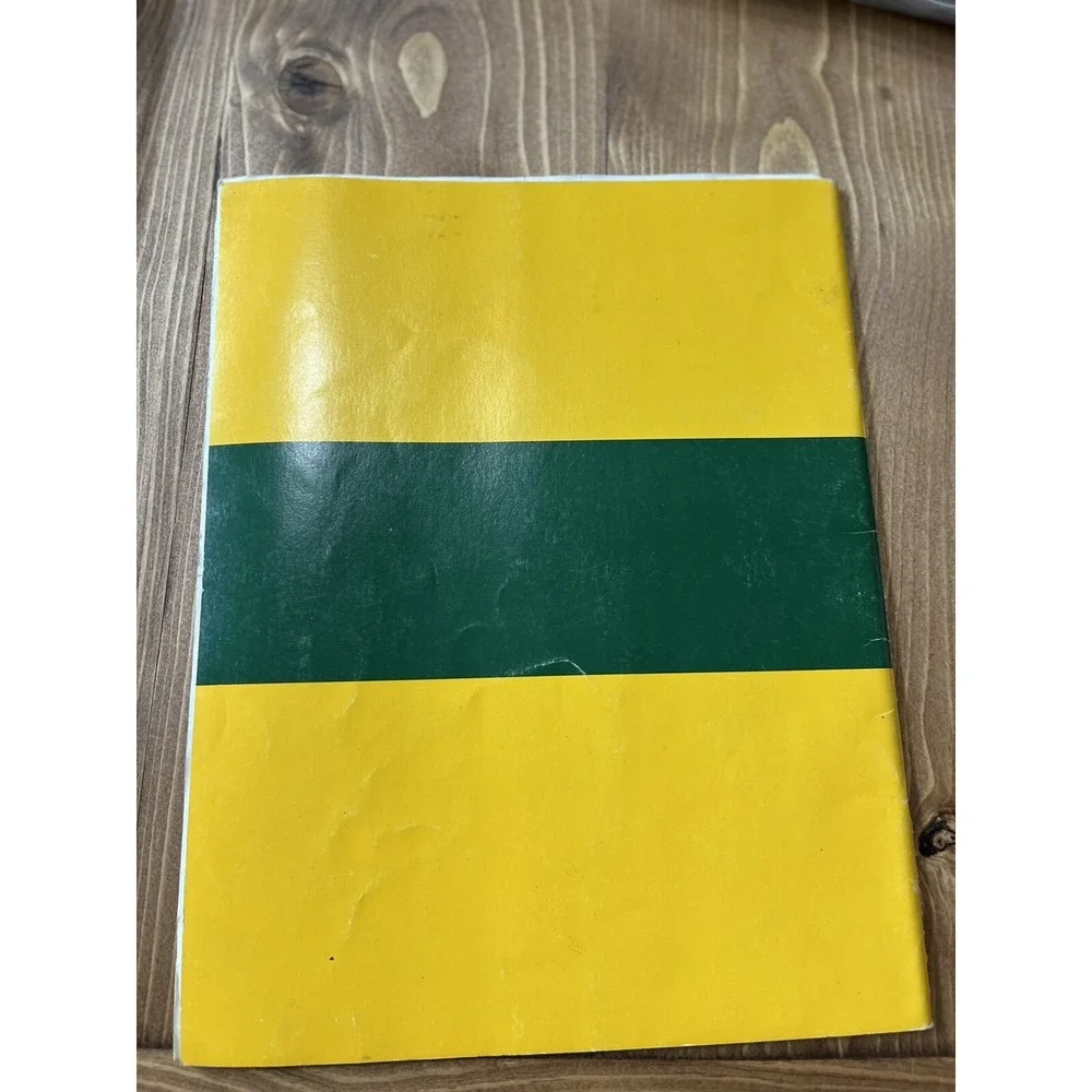 John Deere 100 Farm Loader Operators Manual OM-W28525 Issue K1